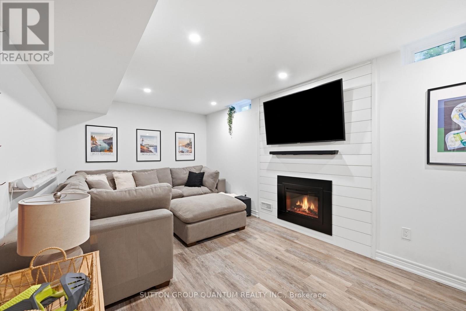 2245 Kenneth Crescent, Burlington, Ontario  L7L 6T4 - Photo 21 - W13554134