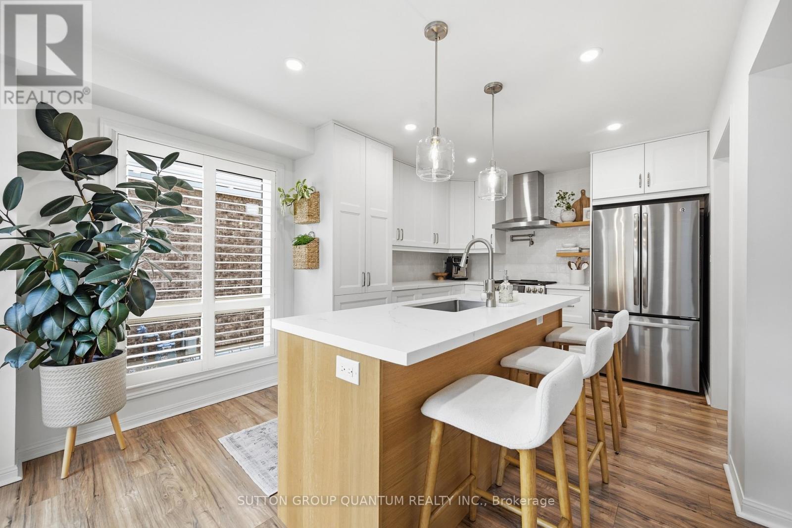 2245 Kenneth Crescent, Burlington, Ontario  L7L 6T4 - Photo 7 - W13554134