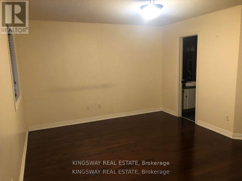 722 Four Winds Way, Mississauga, Ontario  L5R 3V4 - Photo 6 - W13554136