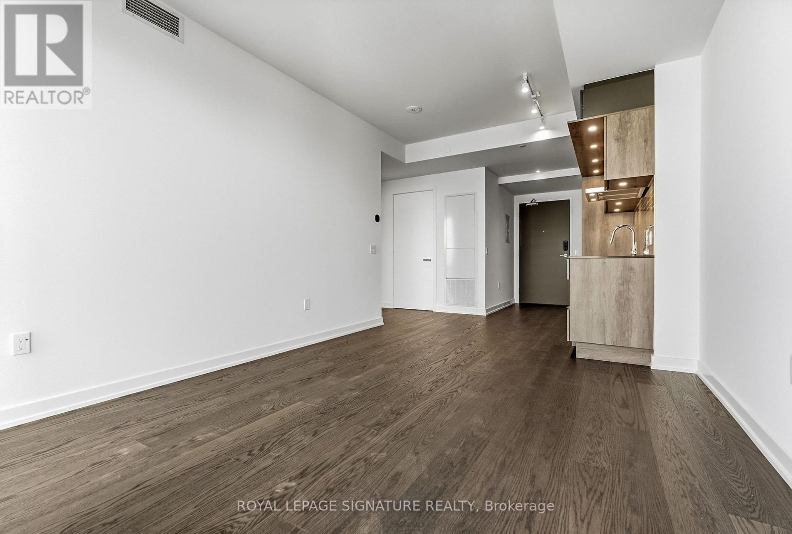 4606 - 448 Burnhamthorpe Road W, Mississauga, Ontario  L5B 0R4 - Photo 15 - W13554154