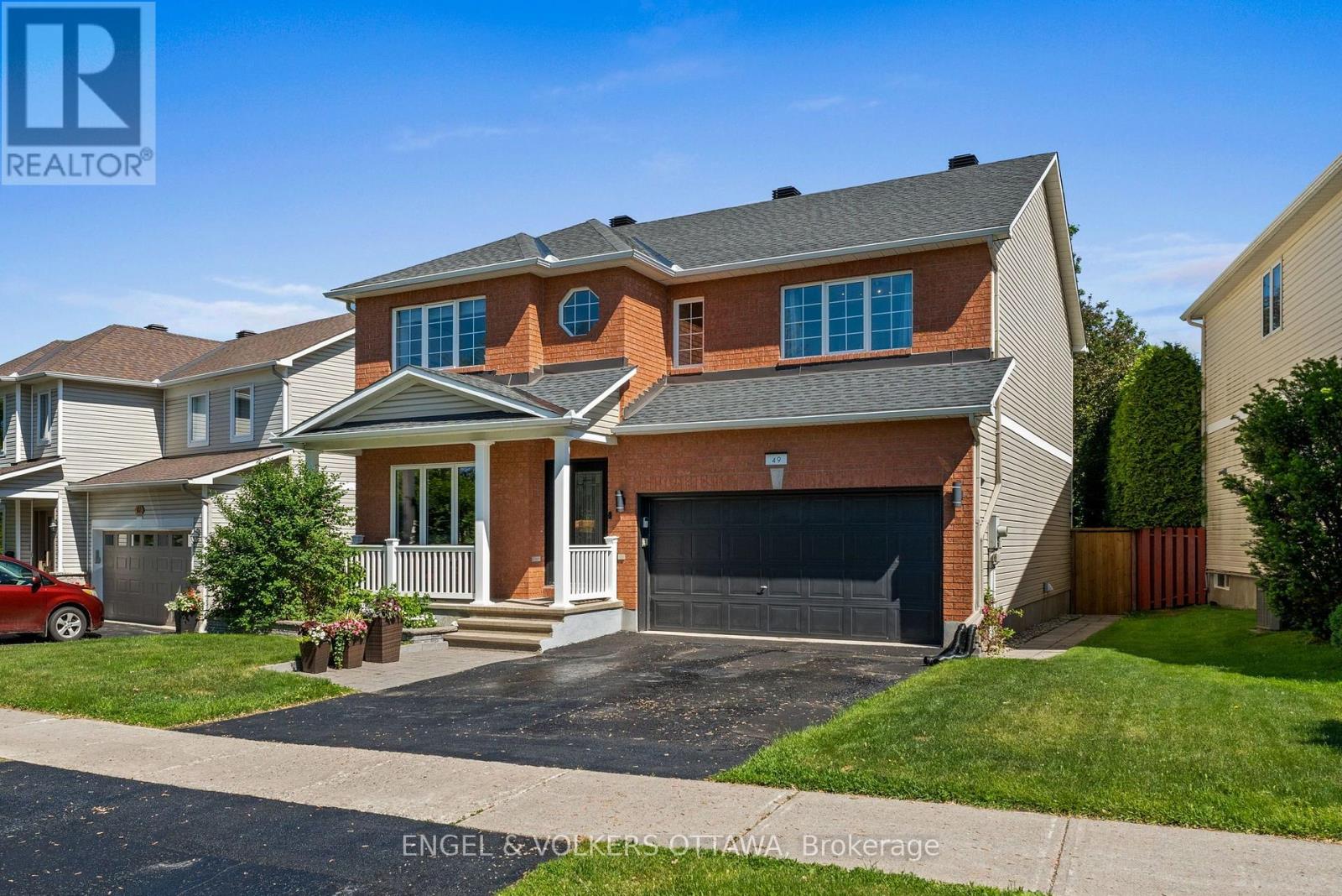 49 Kittiwake Drive, Ottawa, Ontario  K2S 1Z8 - Photo 1 - X13430530