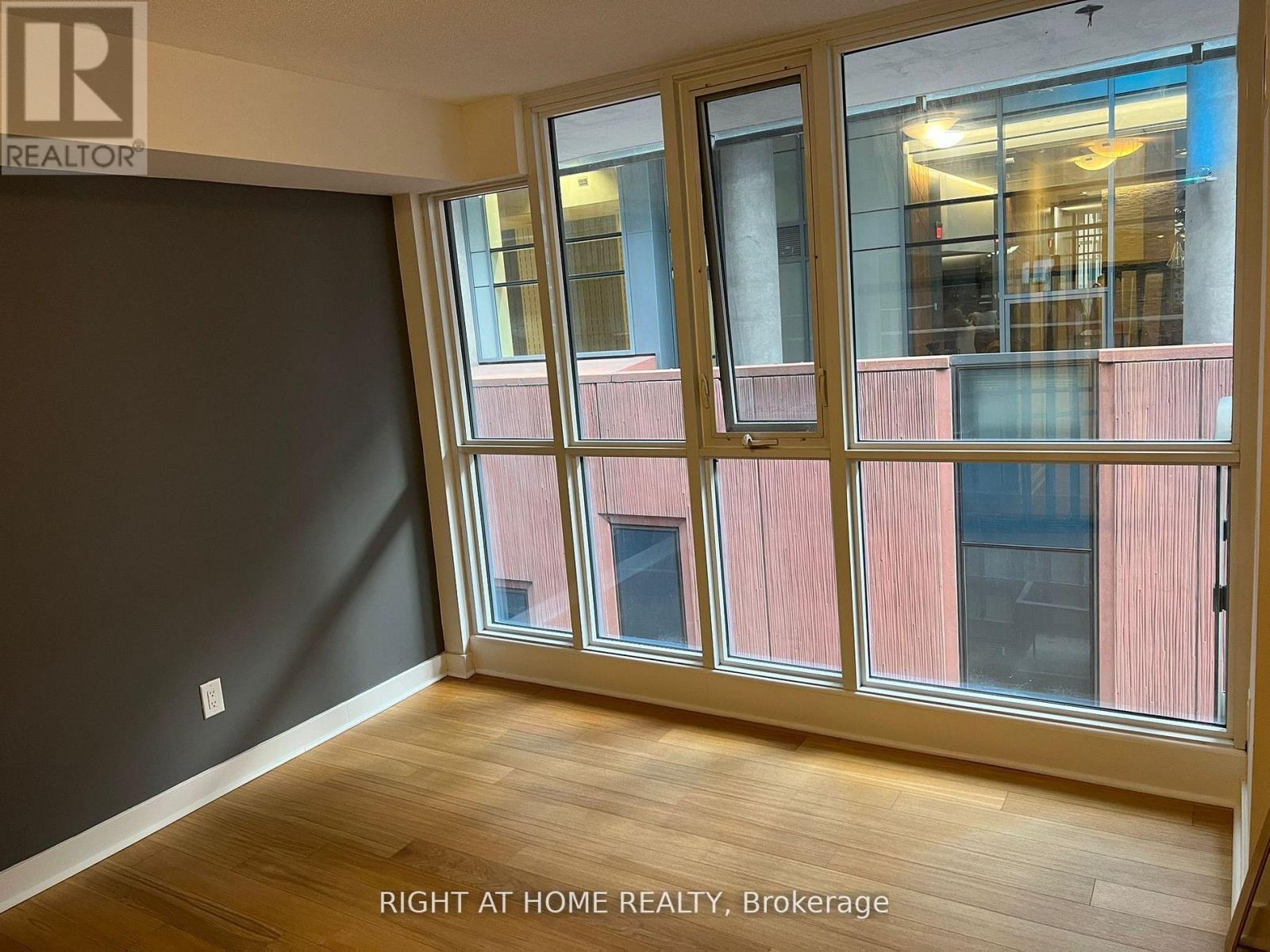722 - 295 Adelaide Street W, Toronto, Ontario  M5V 0L4 - Photo 6 - C13554188