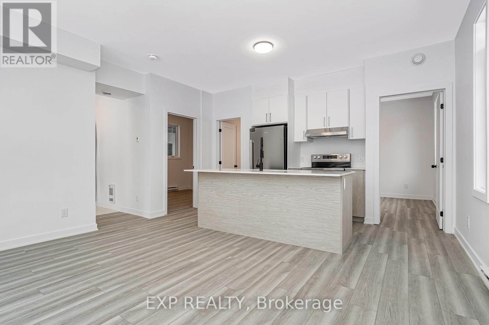 B - 1373 Louis Lane, Ottawa, Ontario  K1B 3P2 - Photo 3 - X13552060