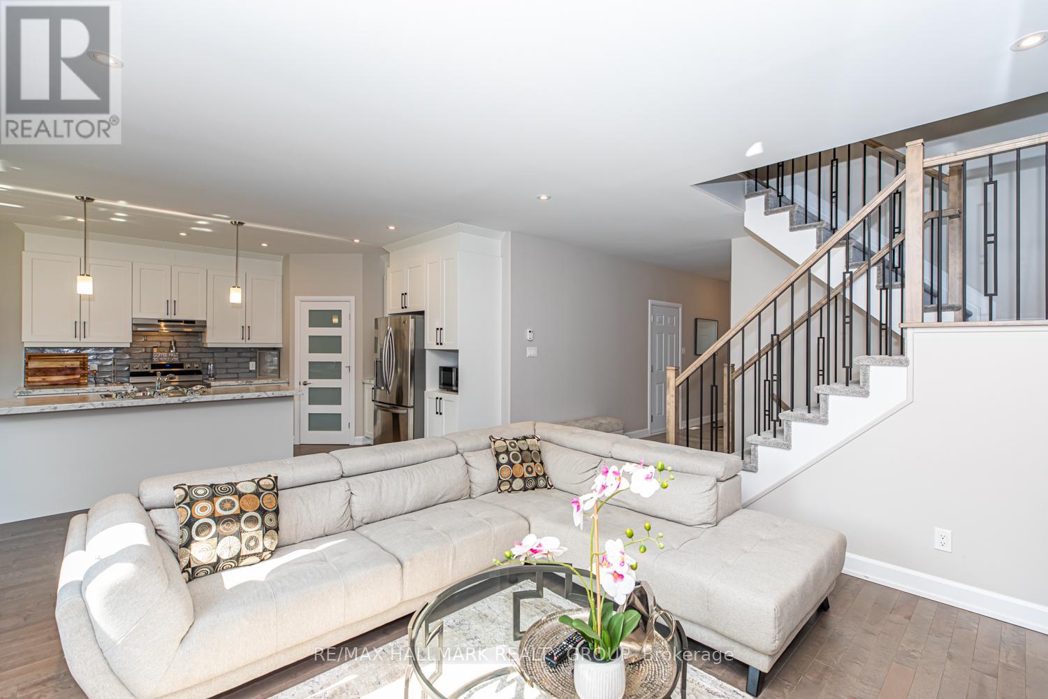 61 Duncanville Street, Russell, Ontario  K4R 0E8 - Photo 10 - X13554242