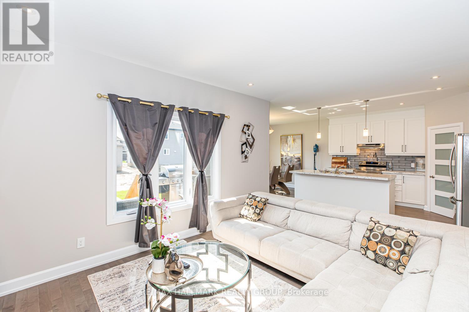61 Duncanville Street, Russell, Ontario  K4R 0E8 - Photo 11 - X13554242