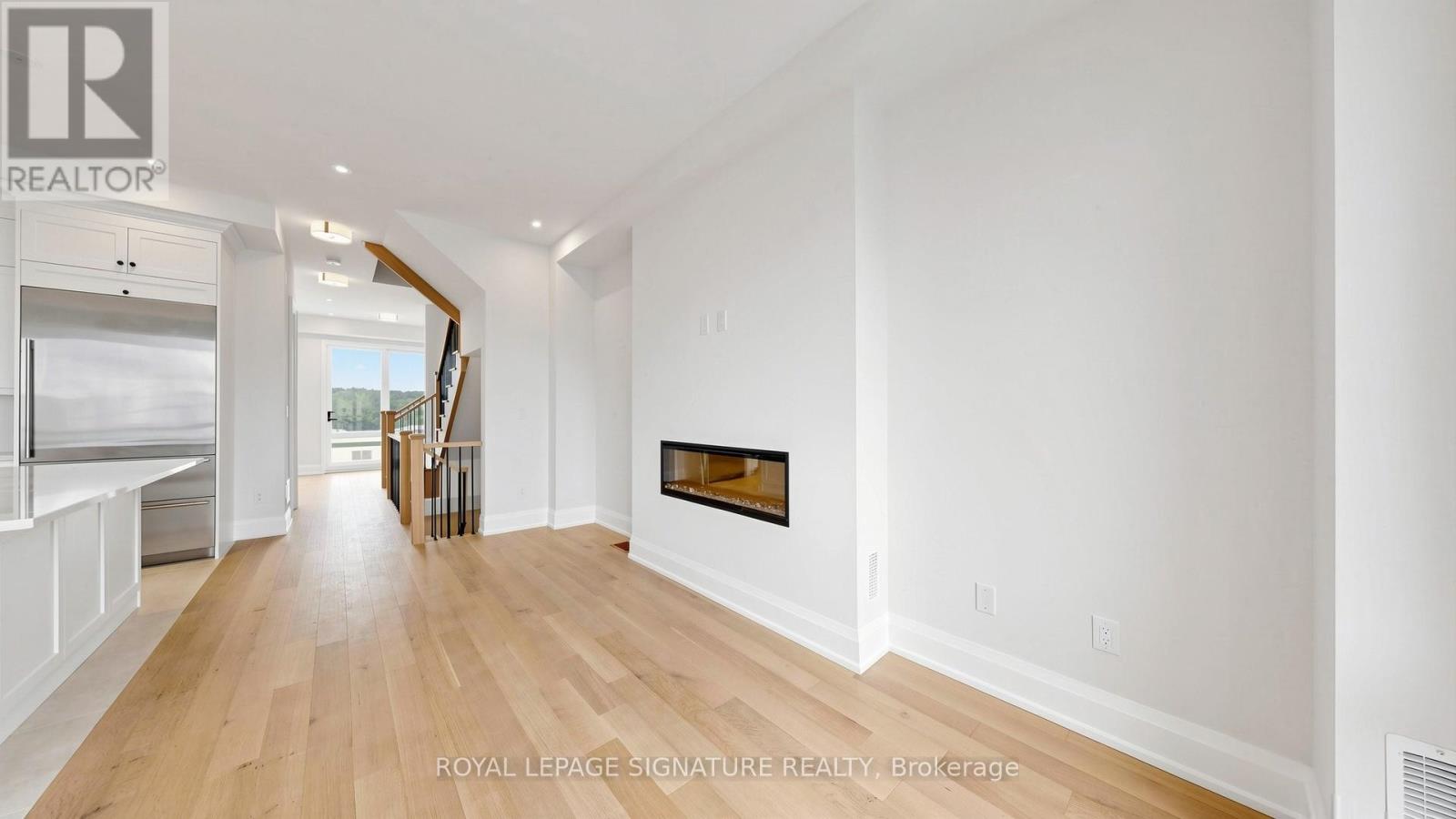 433 York Downs Boulevard, Markham, Ontario  L6C 3R3 - Photo 10 - N13487092