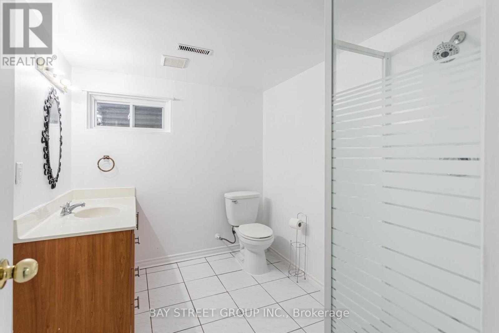 Bsmt - 197 Goldhawk Street, Toronto, Ontario  M1V 1X1 - Photo 13 - E13554210