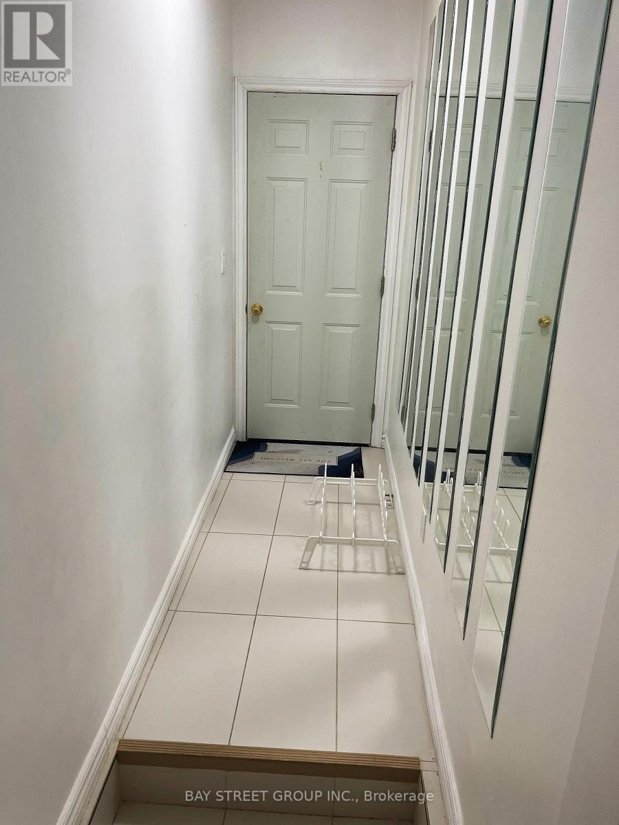 Bsmt - 197 Goldhawk Street, Toronto, Ontario  M1V 1X1 - Photo 3 - E13554210