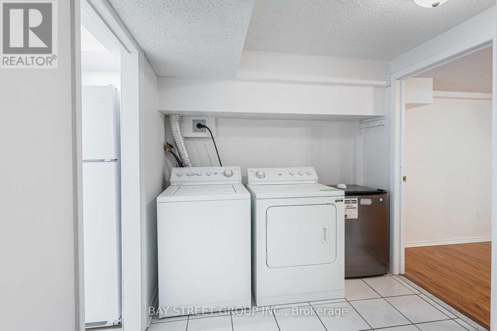 Bsmt - 197 Goldhawk Street, Toronto, Ontario  M1V 1X1 - Photo 5 - E13554210