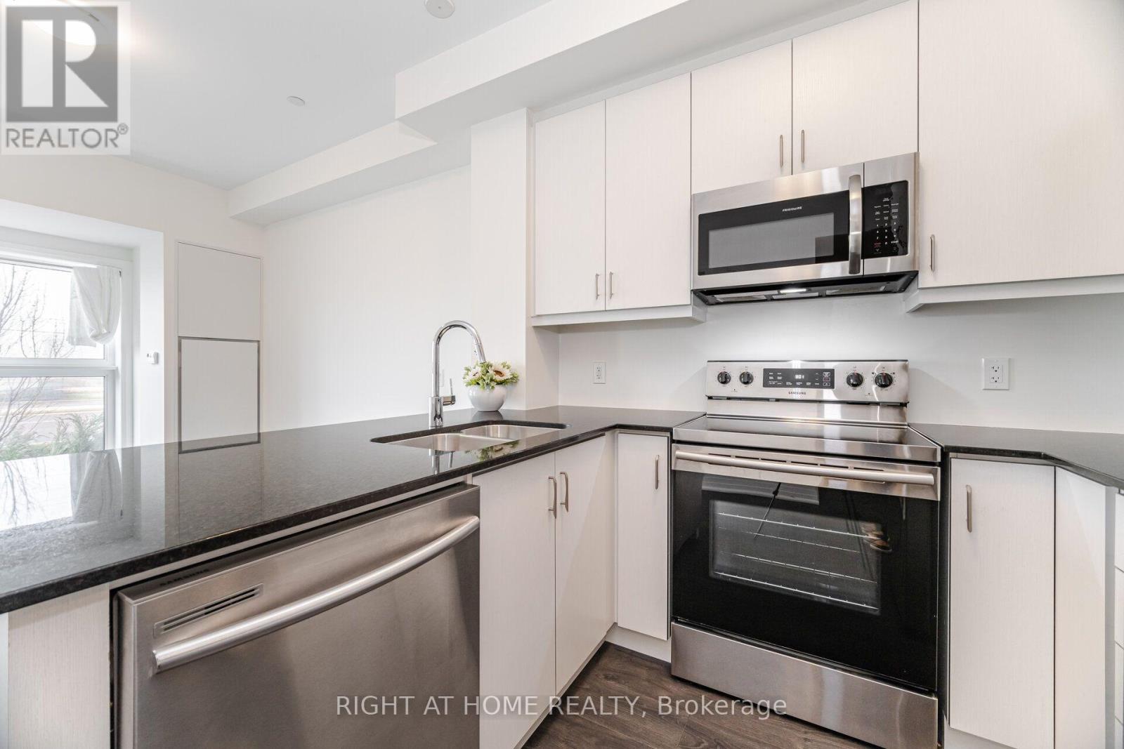 119 - 128 Grovewood Common, Oakville, Ontario  L6H 0X3 - Photo 14 - W13554238