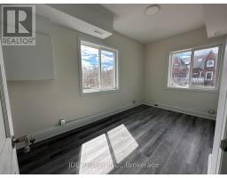 5 - 5 SORAUREN AVENUE, Toronto, Ontario