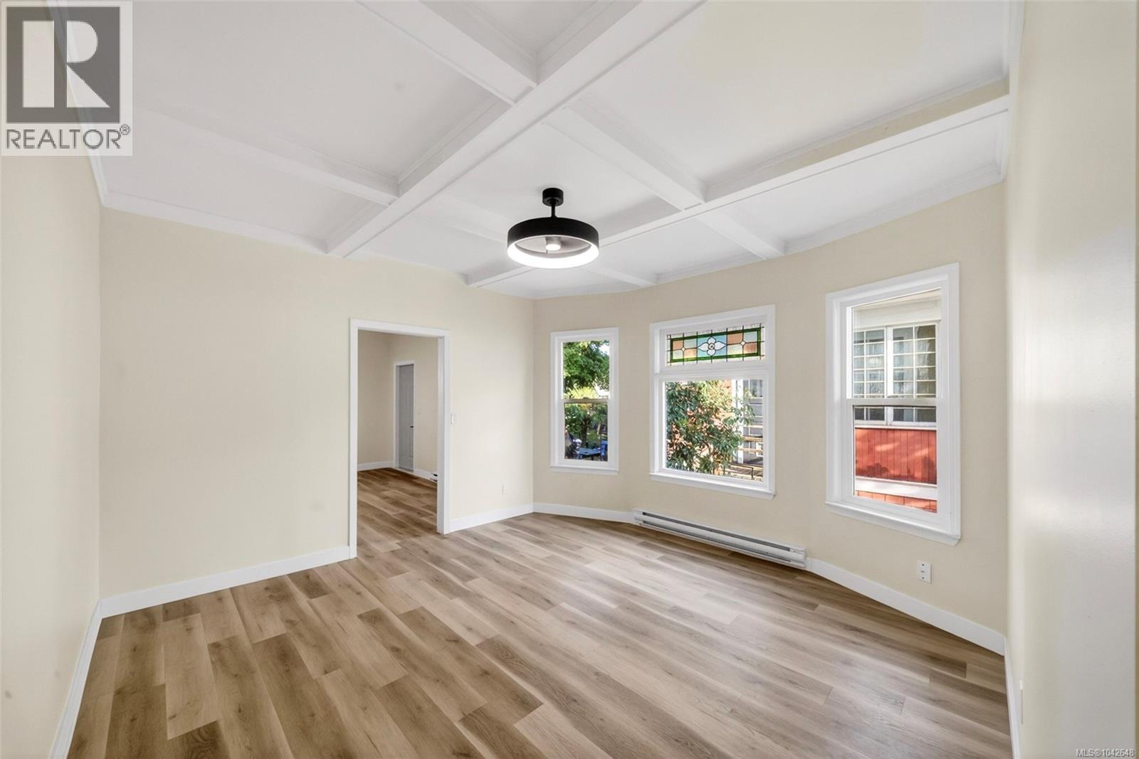 3109 Glasgow St, Victoria, British Columbia  V8X 1L8 - Photo 11 - 1042648
