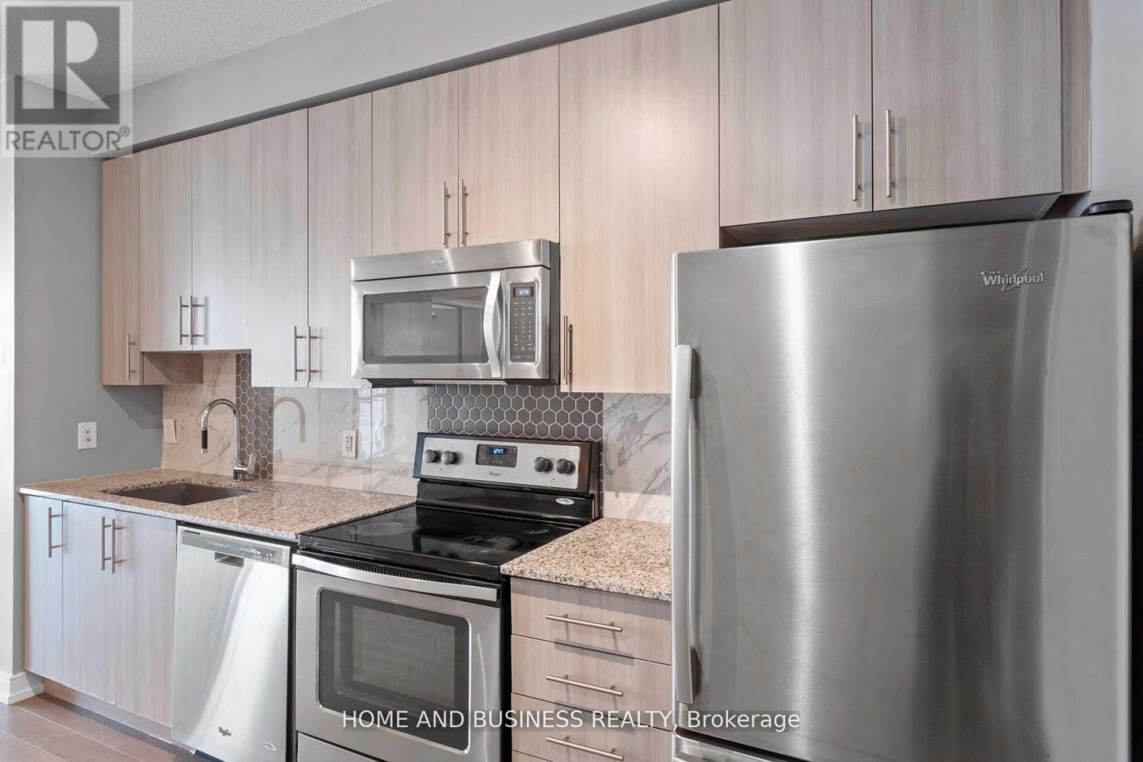 1904 - 4099 Brickstone Mews, Mississauga, Ontario  L5B 0G2 - Photo 4 - W13554270