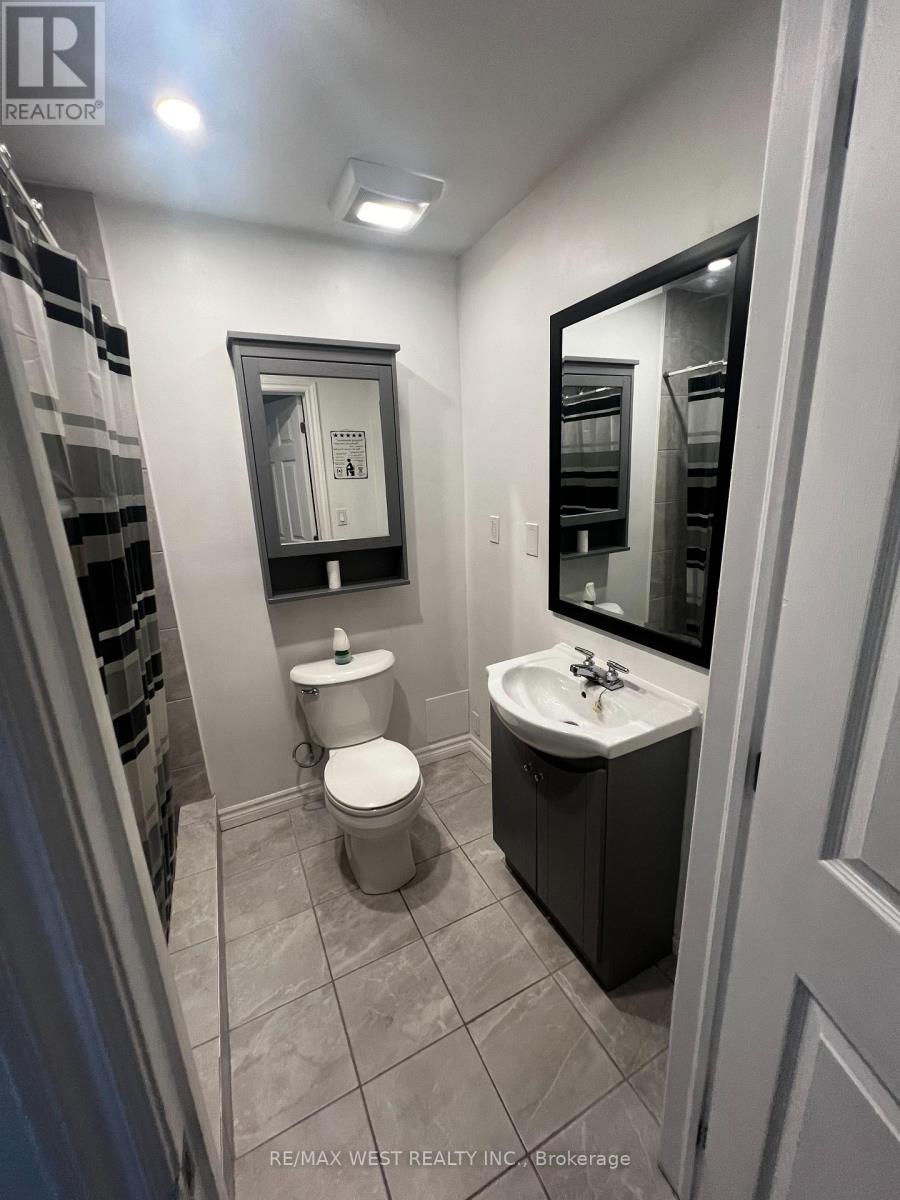 Garage - 16632 York Durham Line, Whitchurch-Stouffville, Ontario  L4A 3L8 - Photo 22 - N13250026