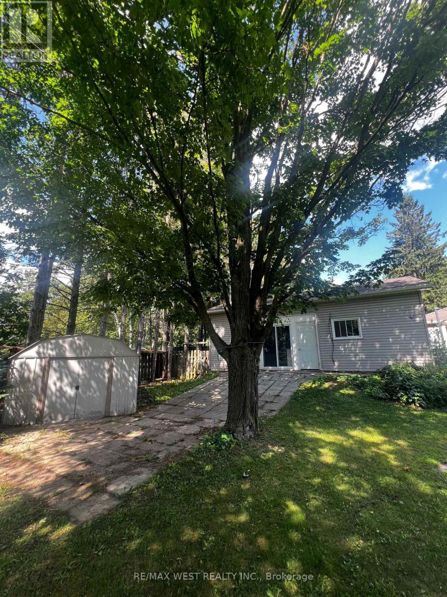 Garage - 16632 York Durham Line, Whitchurch-Stouffville, Ontario  L4A 3L8 - Photo 28 - N13250026