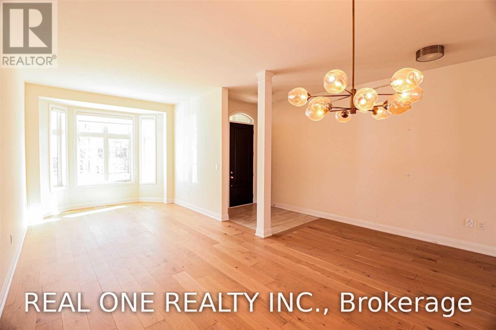 3306 Charles Biggar Drive, Oakville, Ontario  L6M 0N3 - Photo 11 - W13554278