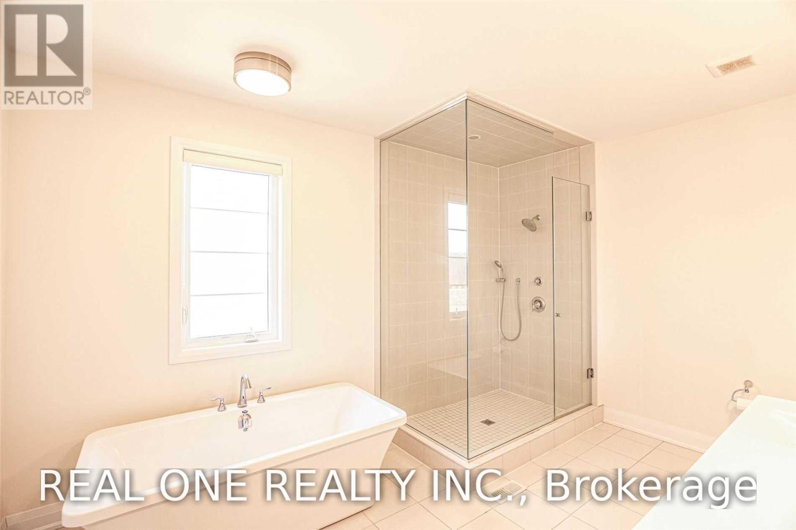 3306 Charles Biggar Drive, Oakville, Ontario  L6M 0N3 - Photo 15 - W13554278