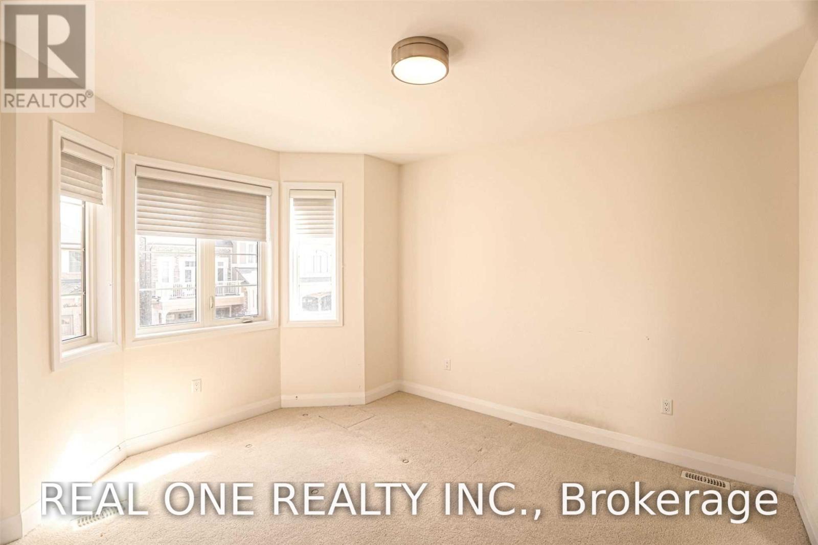 3306 Charles Biggar Drive, Oakville, Ontario  L6M 0N3 - Photo 18 - W13554278