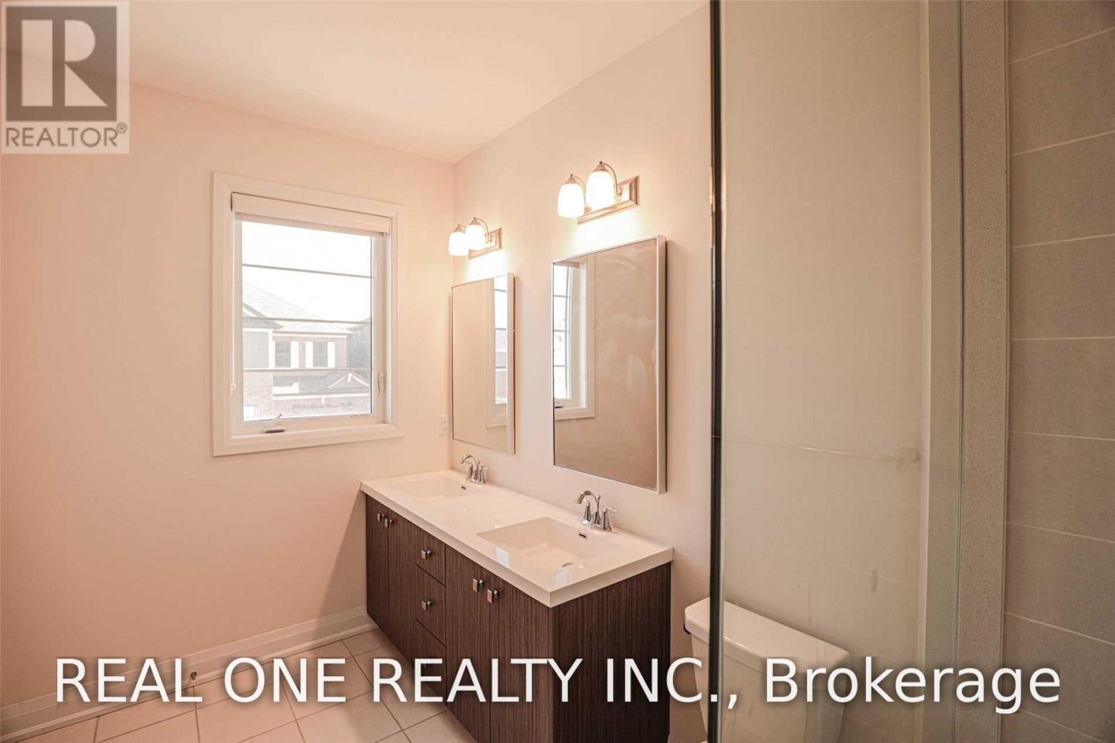 3306 Charles Biggar Drive, Oakville, Ontario  L6M 0N3 - Photo 23 - W13554278