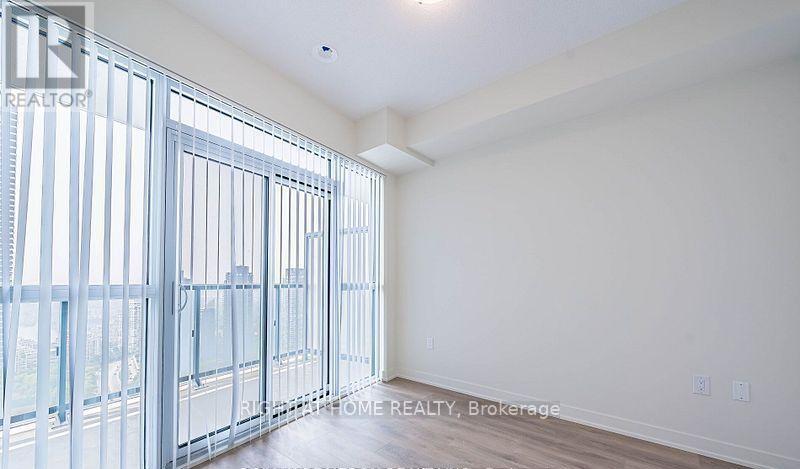 38 Annie Craig Drive, Toronto, Ontario  M8V 0G9 - Photo 7 - W13554292