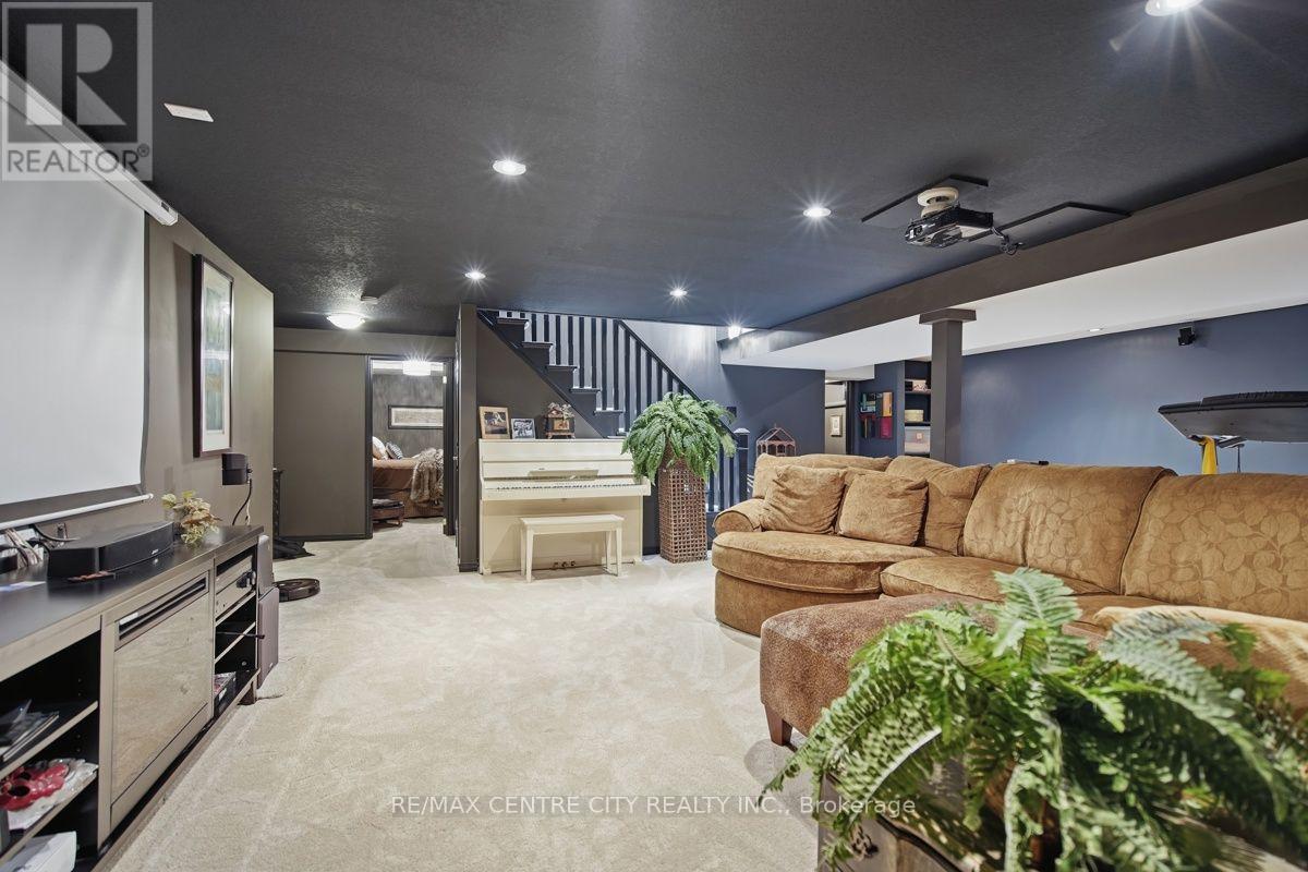 7 Northcrest Drive, London North, Ontario  N5X 3V7 - Photo 32 - X13548926
