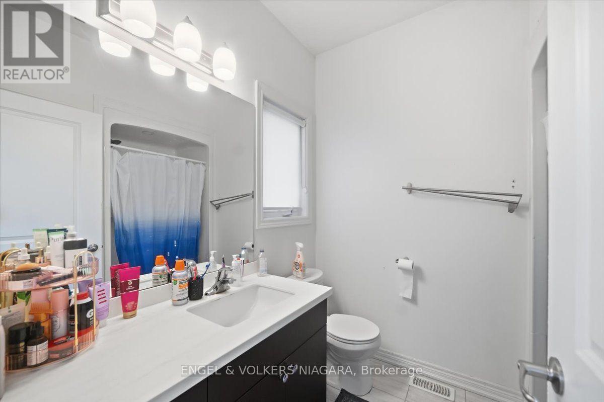 117 Juneberry Road, Thorold, Ontario  L2V 0H8 - Photo 11 - X13554410