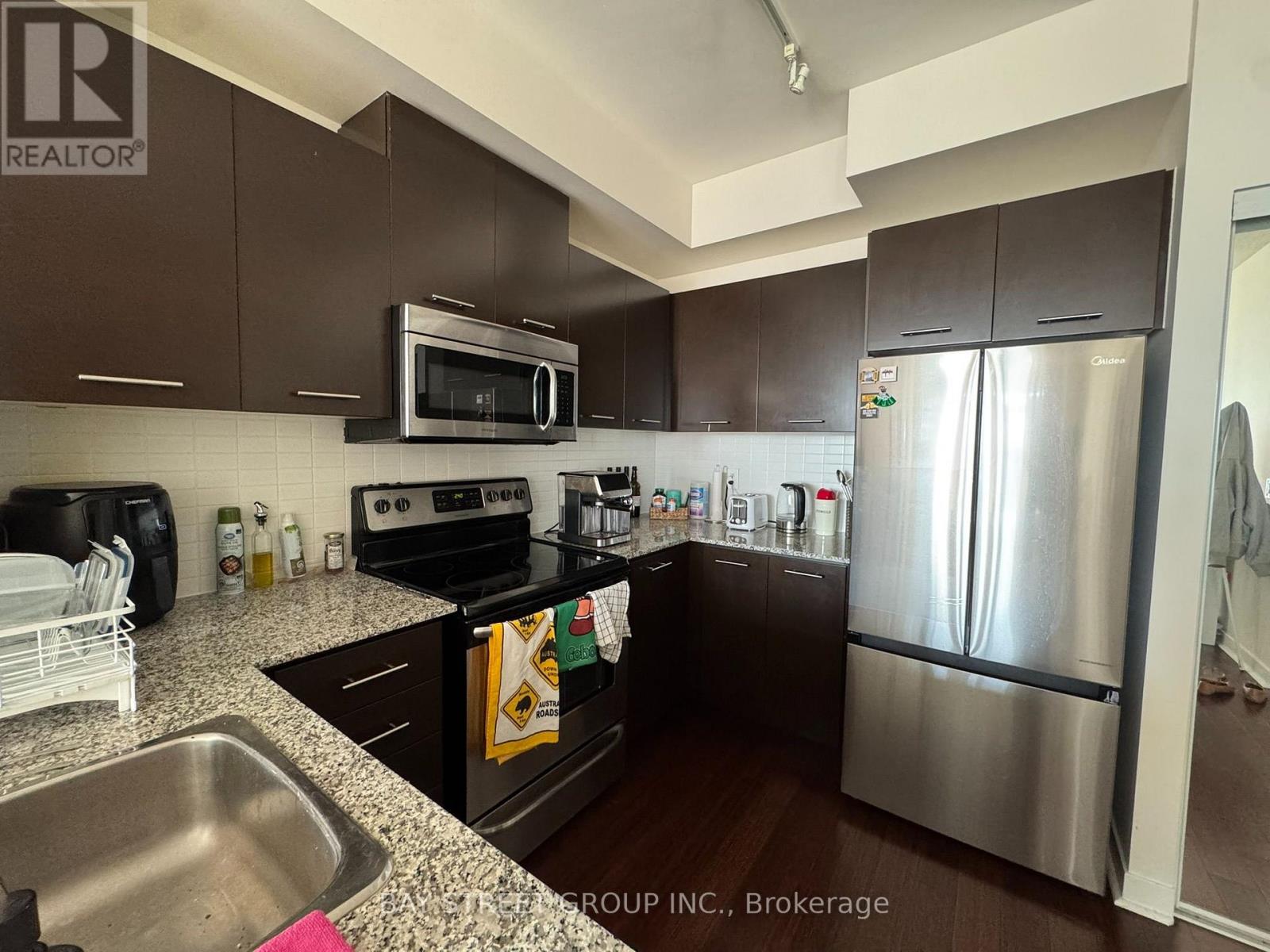 2506 - 360 Square One Drive, Mississauga, Ontario  L5B 0G7 - Photo 4 - W13554356