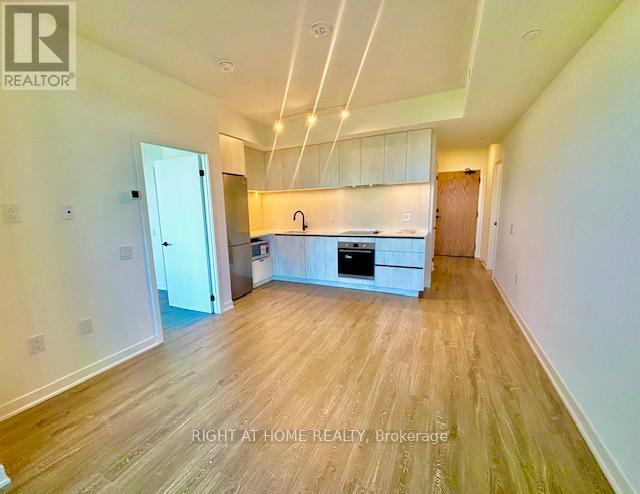 1202 - 2495 Eglinton Avenue W, Mississauga, Ontario  L5M 2V8 - Photo 3 - W13554402