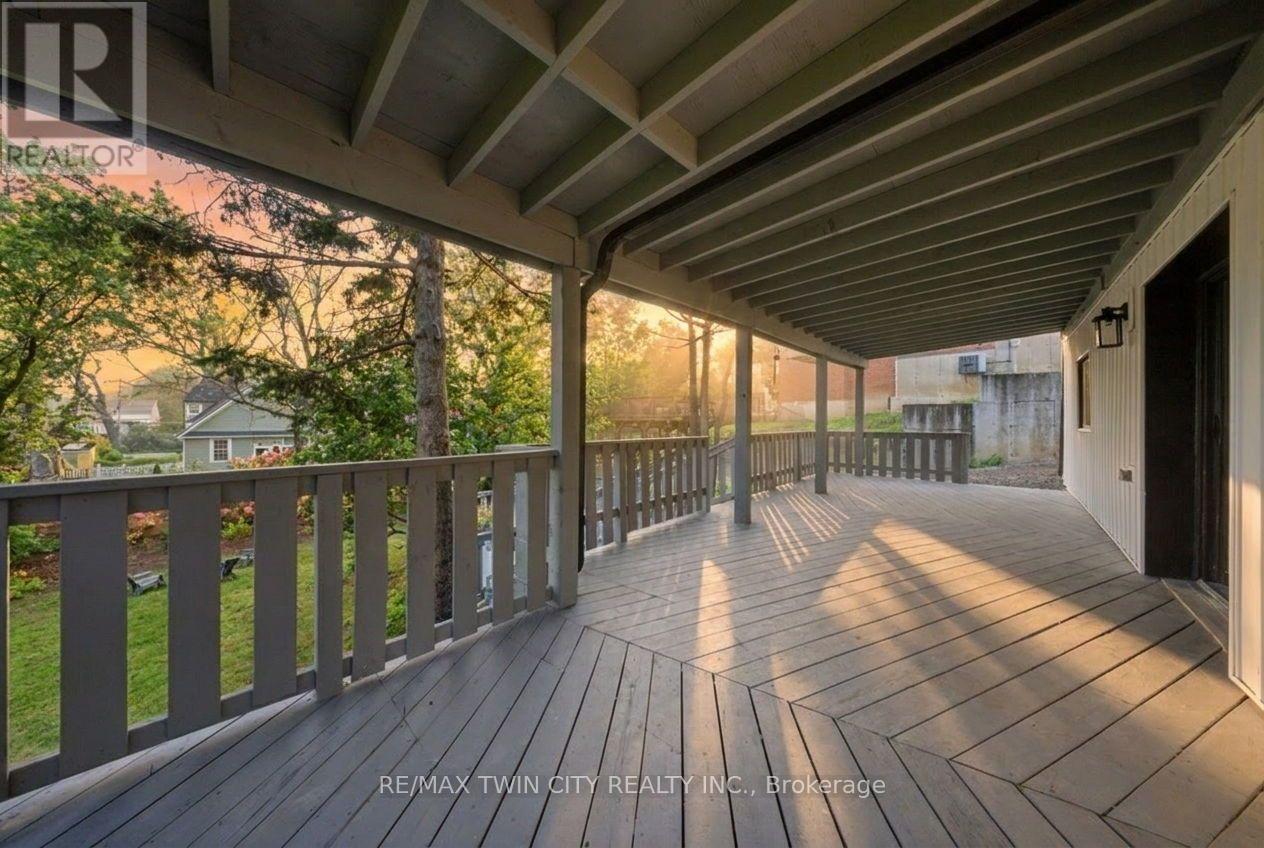 23 Aberdeen Street, Haldimand, Ontario  N3W 1C8 - Photo 31 - X13554368