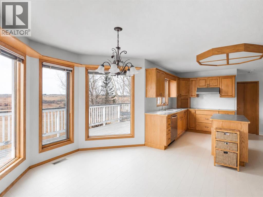 3216 Township Road 303 Road, Rural Mountain View County, Alberta  T0M 0N0 - Photo 17 - A2293239