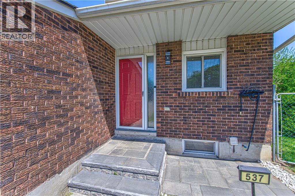 537 Shingle Bridge Place, Cambridge, Ontario  N3H 5C4 - Photo 3 - 40838449