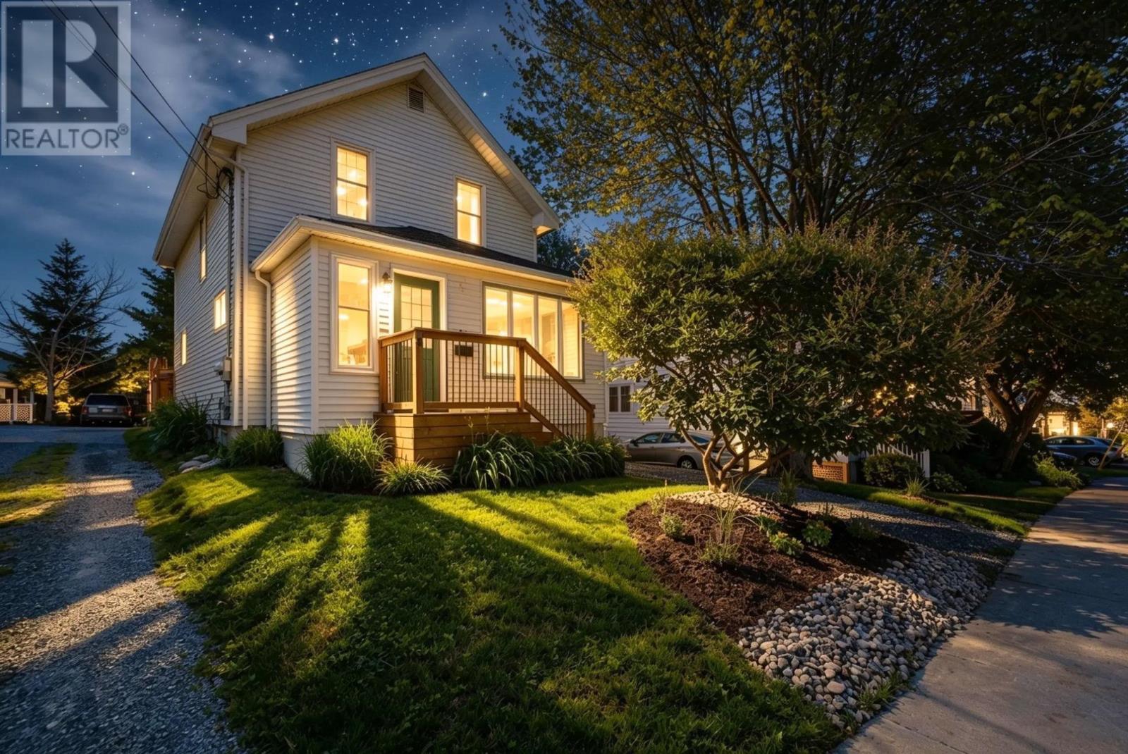 11 Sinclair Street, Dartmouth
