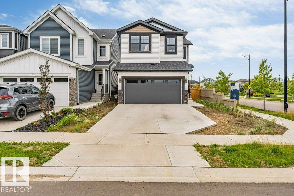 6921 54 AV, Beaumont, Alberta