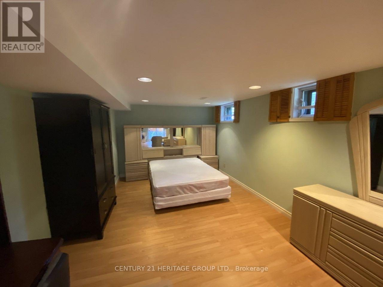 Bsmt - 8 Tarbert Road, Toronto, Ontario M2M 2Y2 - Photo 5 - C13554486