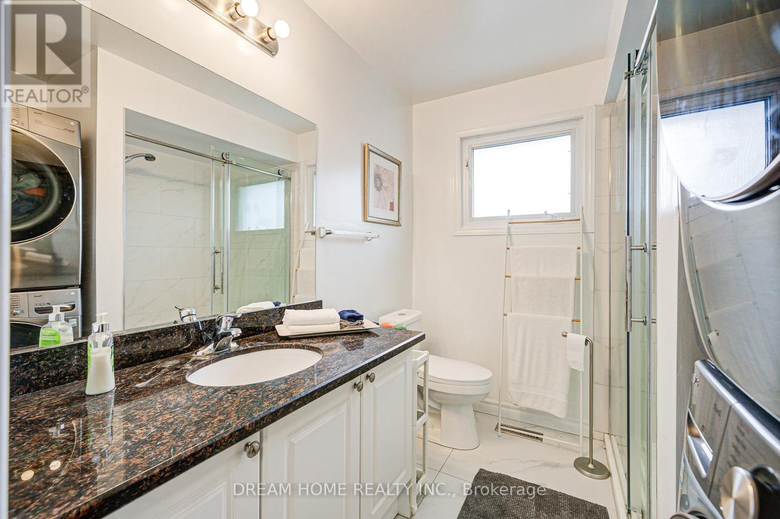 98 Weldrick Road W, Richmond Hill, Ontario  L4C 3T8 - Photo 13 - N13554434