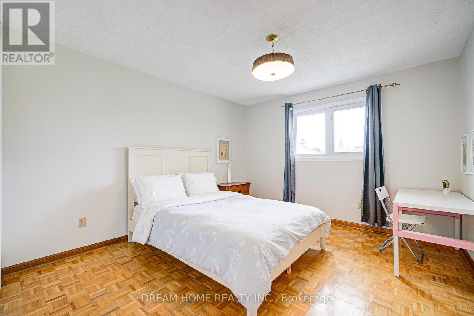 98 Weldrick Road W, Richmond Hill, Ontario  L4C 3T8 - Photo 17 - N13554434