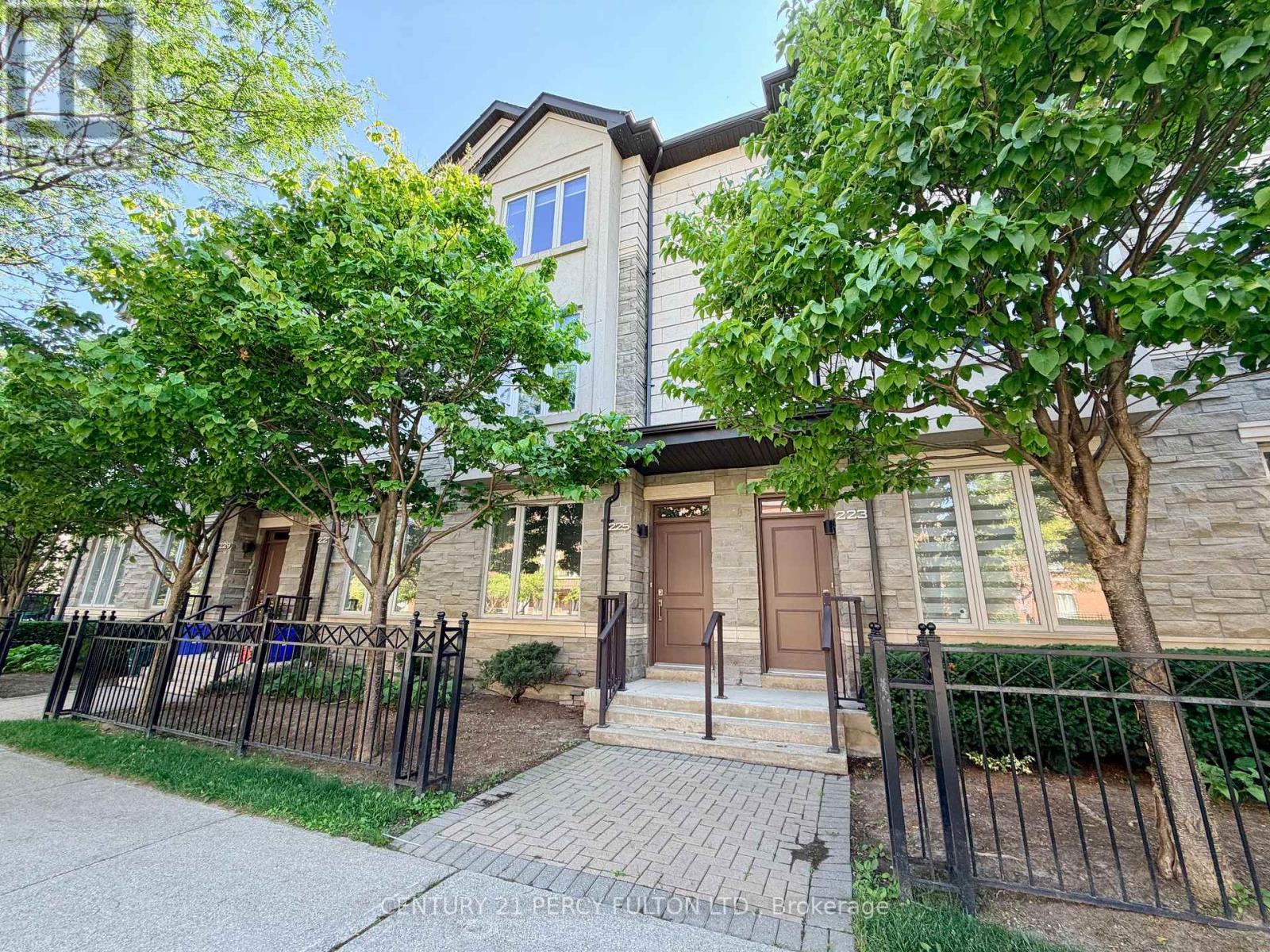 TH6 - 225 SOUTH PARK ROAD, Markham, Ontario