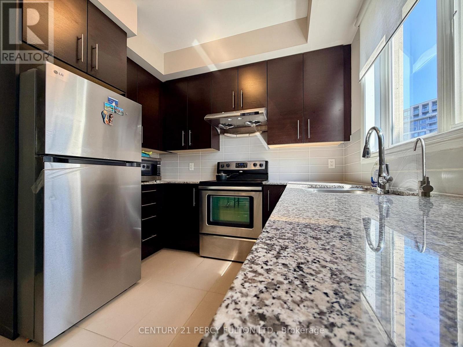Th6 - 225 South Park Road, Markham, Ontario  L3T 0B6 - Photo 10 - N13554468