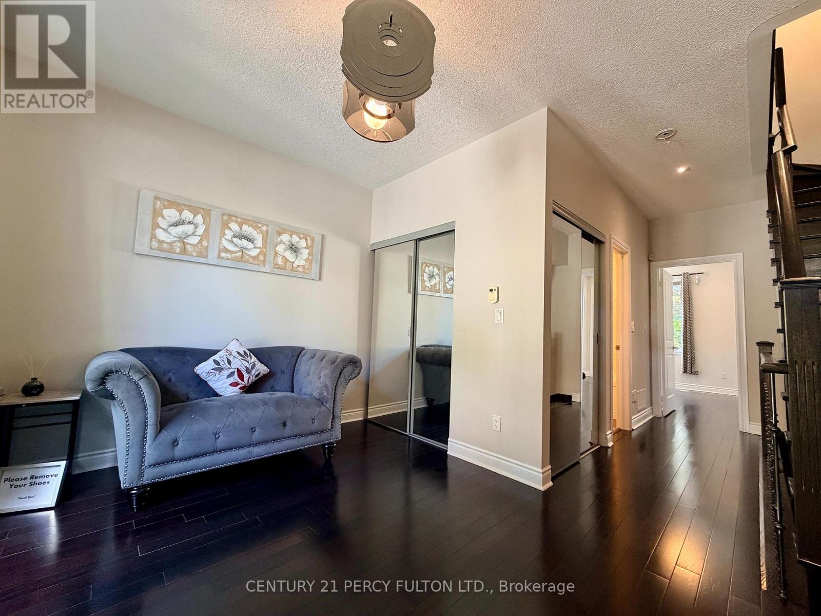 Th6 - 225 South Park Road, Markham, Ontario  L3T 0B6 - Photo 4 - N13554468