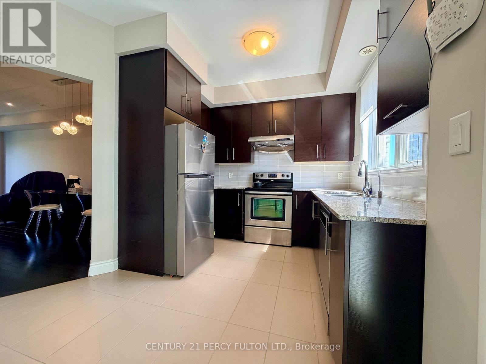 Th6 - 225 South Park Road, Markham, Ontario  L3T 0B6 - Photo 9 - N13554468