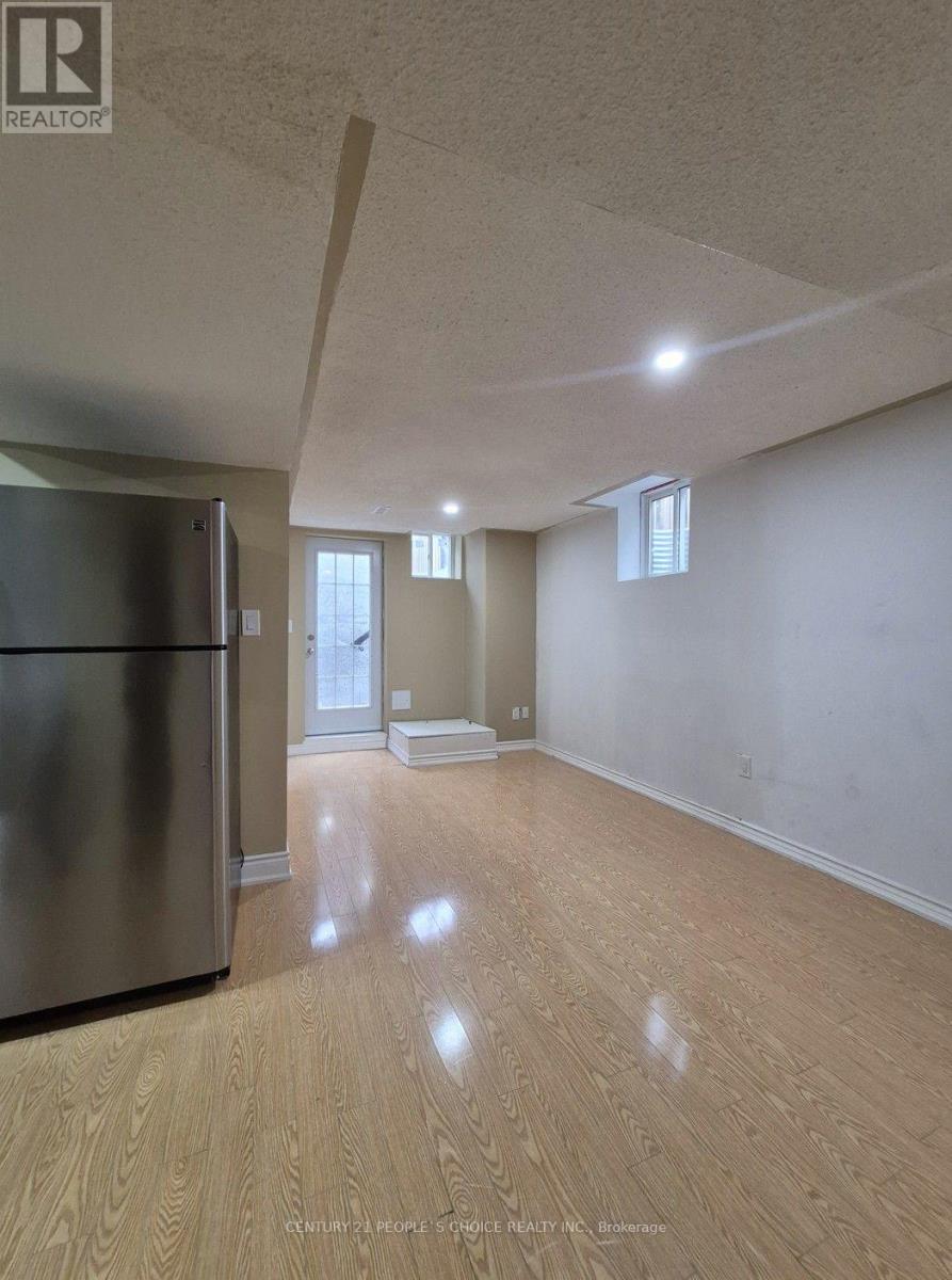 (Lower) - 1292 Godwick Drive, Mississauga, Ontario  L5N 7X3 - Photo 11 - W13554442