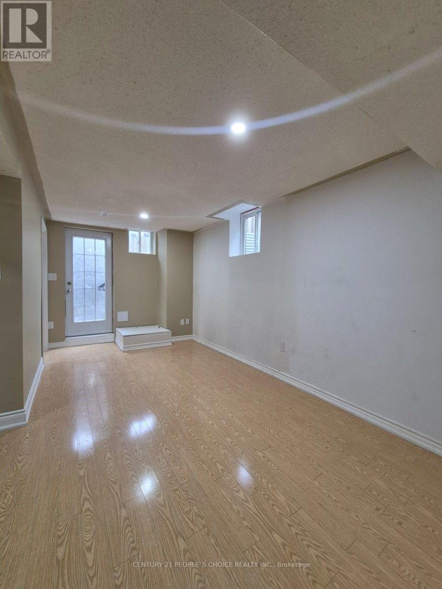 (Lower) - 1292 Godwick Drive, Mississauga, Ontario  L5N 7X3 - Photo 9 - W13554442