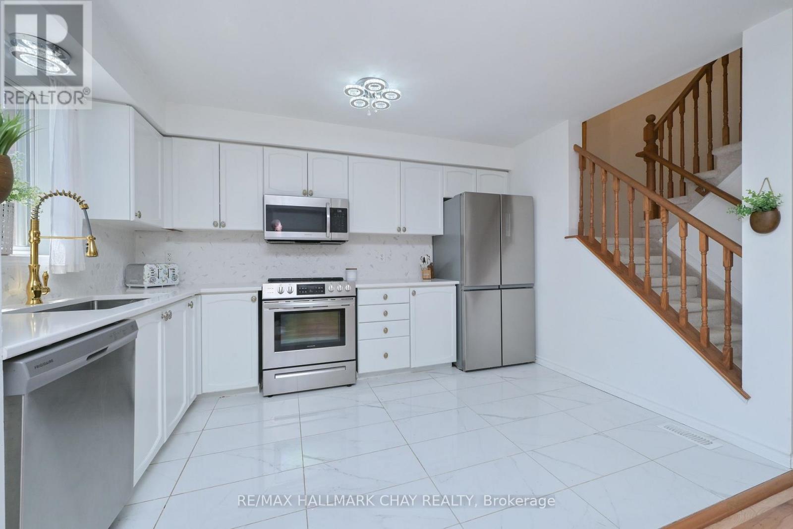 1401 Benson Street, Innisfil, Ontario  L9S 0C7 - Photo 6 - N13550658