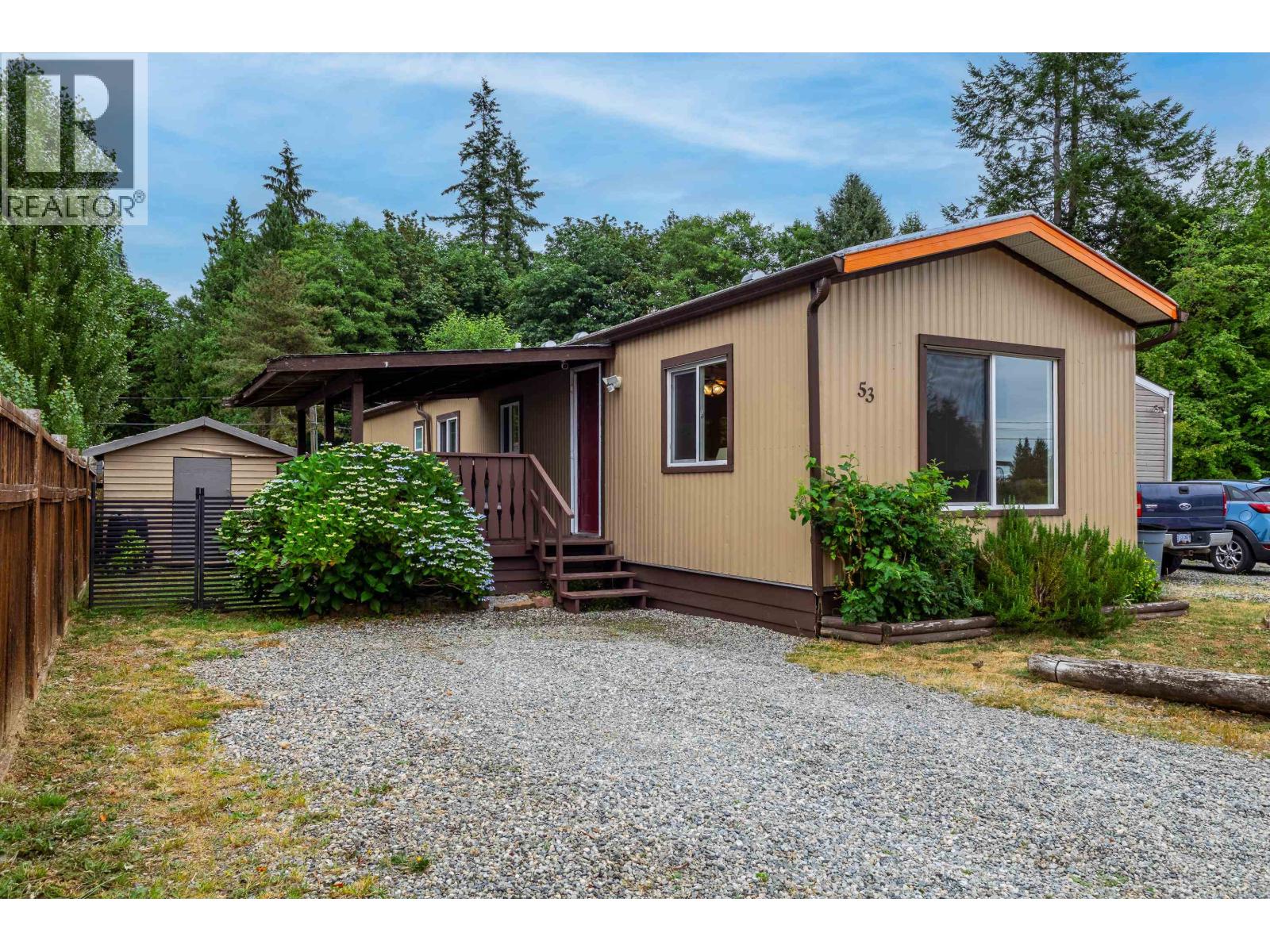 53 1413 SUNSHINE COAST HIGHWAY, gibsons, British Columbia