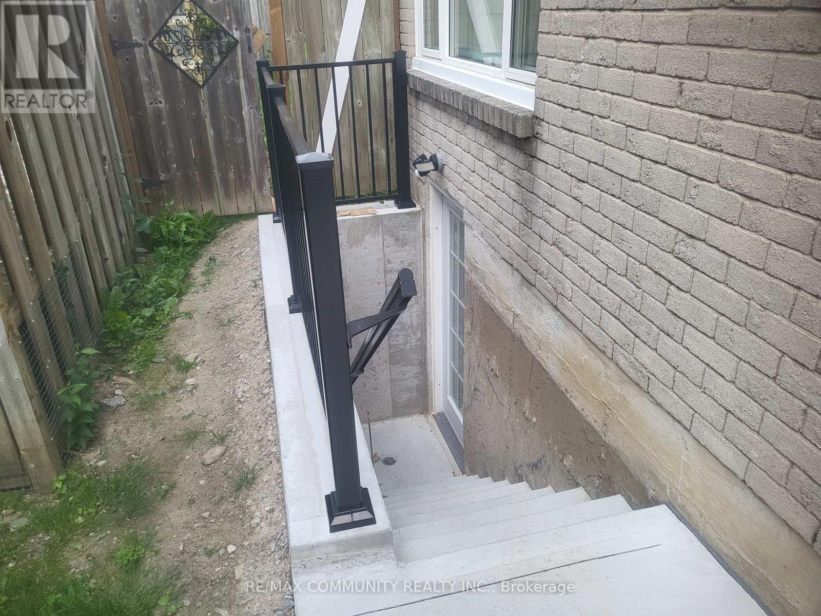 Basement - 609 Amberwood Crescent, Pickering, Ontario L1V 3Y6 - Photo 3 - E13554510