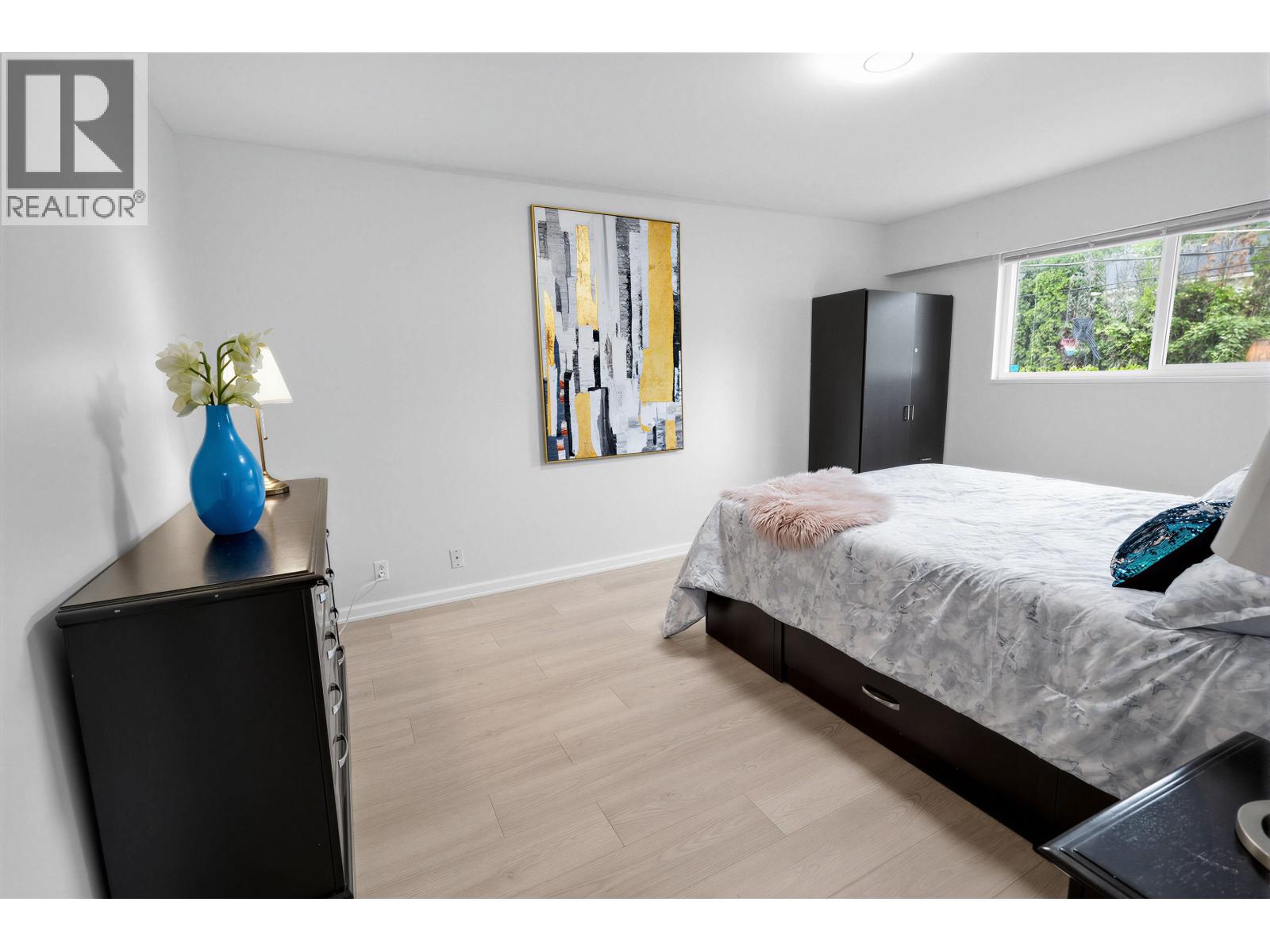7969 Burnlake Drive, Burnaby, British Columbia  V5A 2G2 - Photo 7 - R3145128