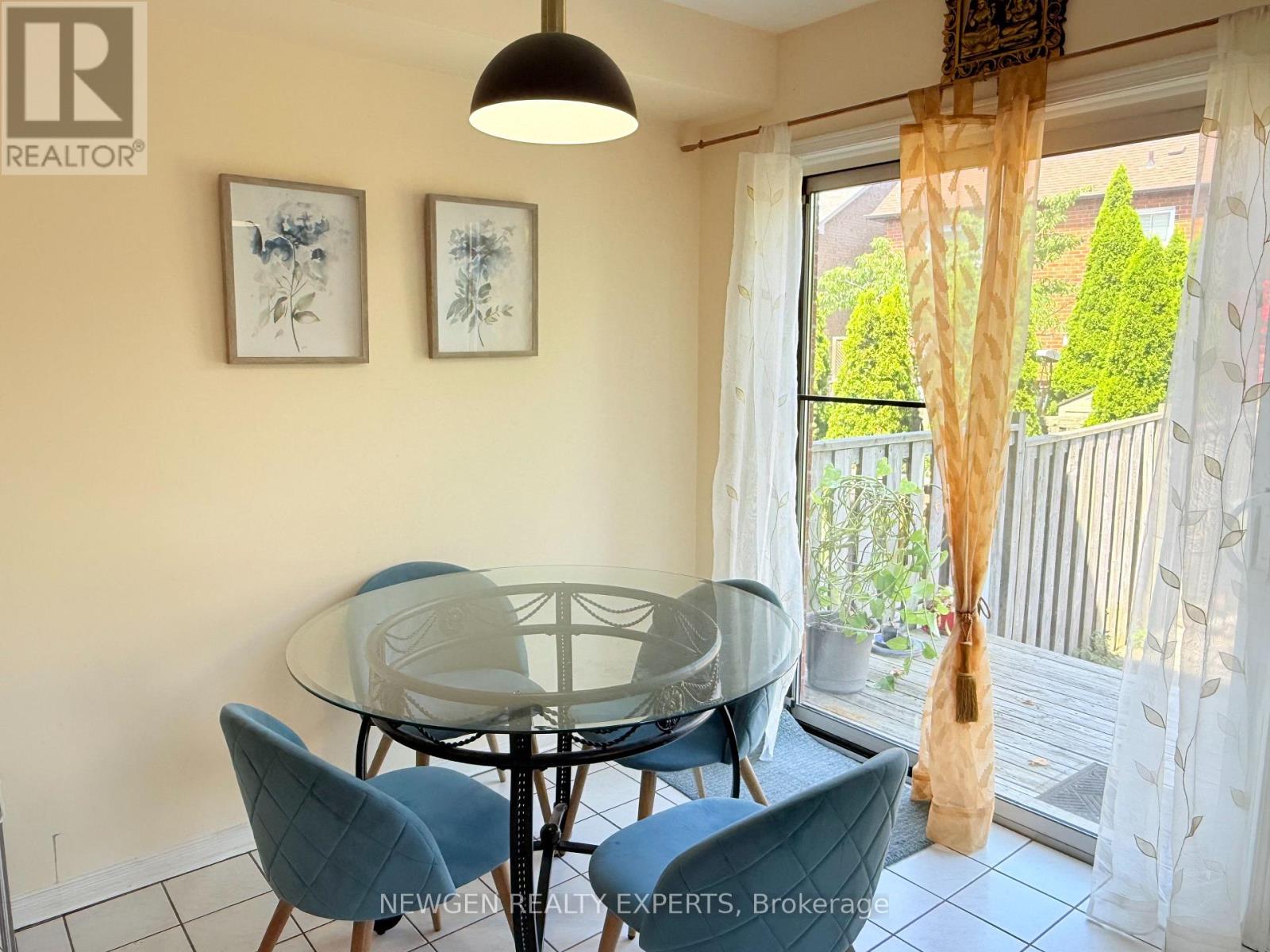 Upper - 6013 Castlegrove Court, Mississauga, Ontario  L5N 7A8 - Photo 10 - W13554560
