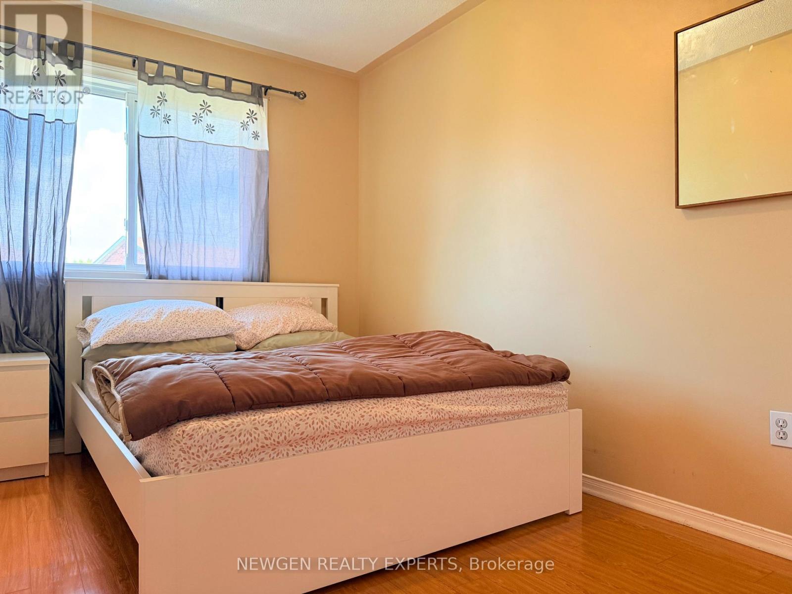 Upper - 6013 Castlegrove Court, Mississauga, Ontario  L5N 7A8 - Photo 16 - W13554560