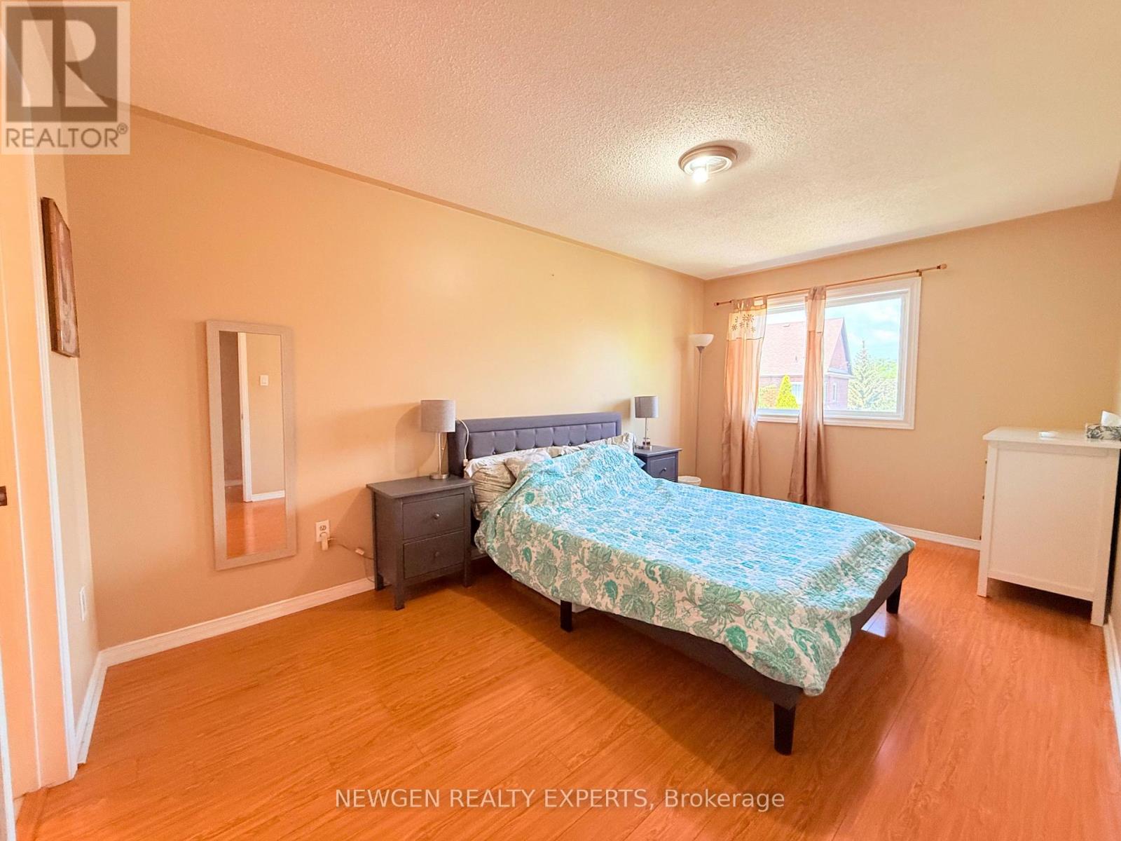 Upper - 6013 Castlegrove Court, Mississauga, Ontario  L5N 7A8 - Photo 17 - W13554560