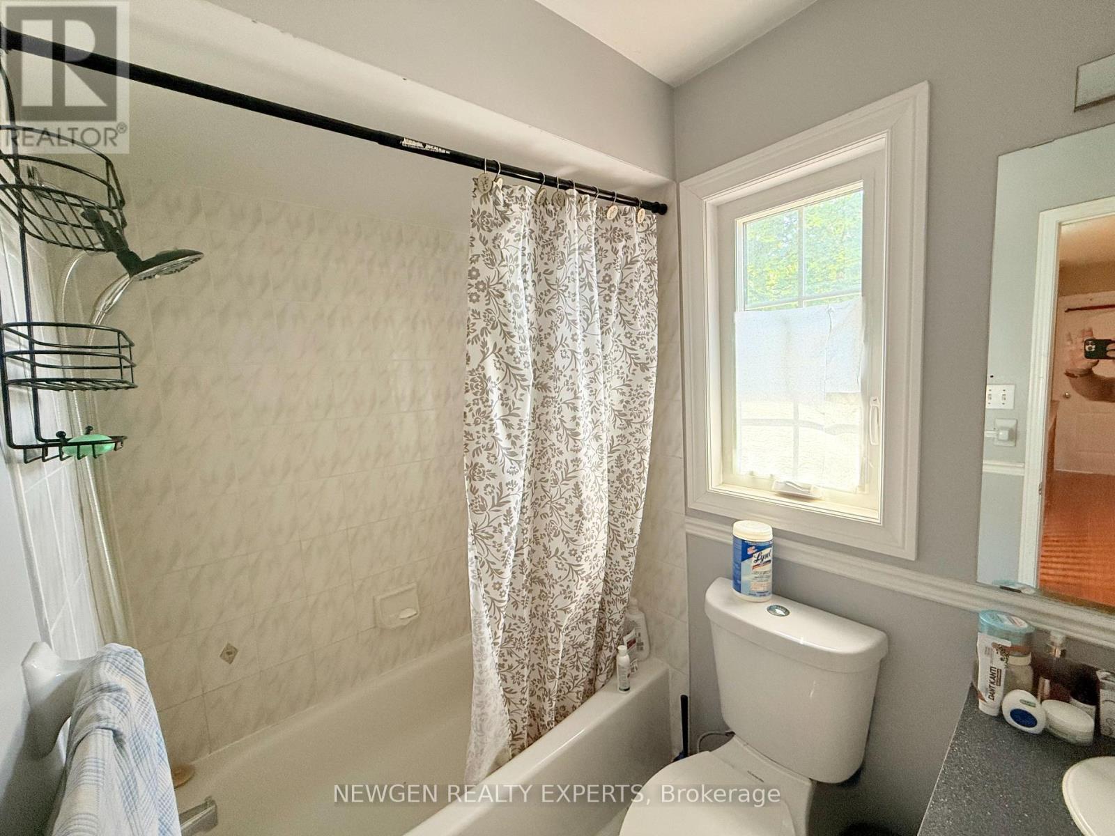 Upper - 6013 Castlegrove Court, Mississauga, Ontario  L5N 7A8 - Photo 21 - W13554560